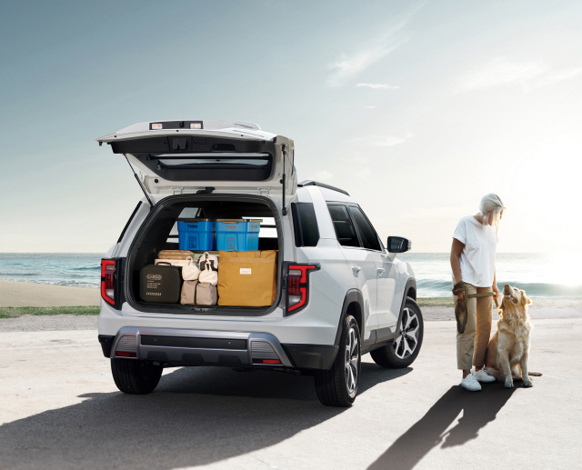 더 뉴 토레스 밴. KGM 제공